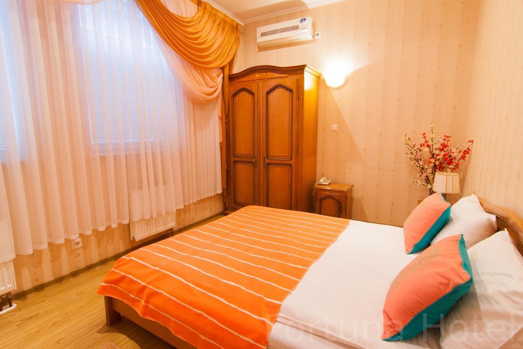 Fortuna Hotel Kiszyniów Zewnętrze zdjęcie