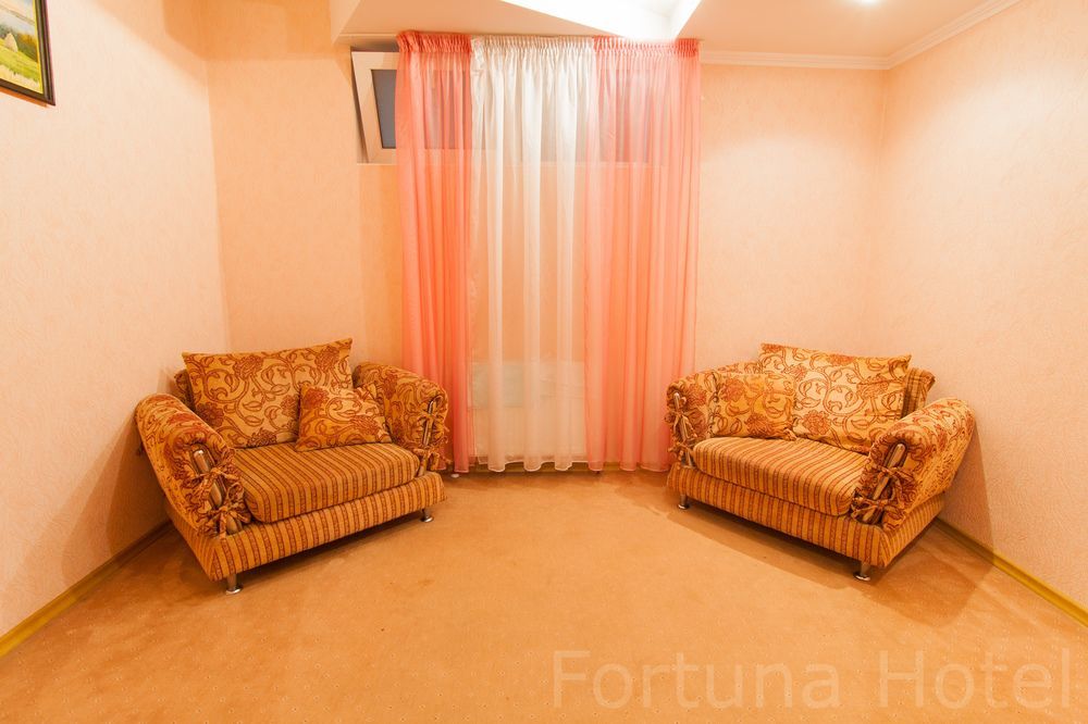 Fortuna Hotel Kiszyniów Zewnętrze zdjęcie