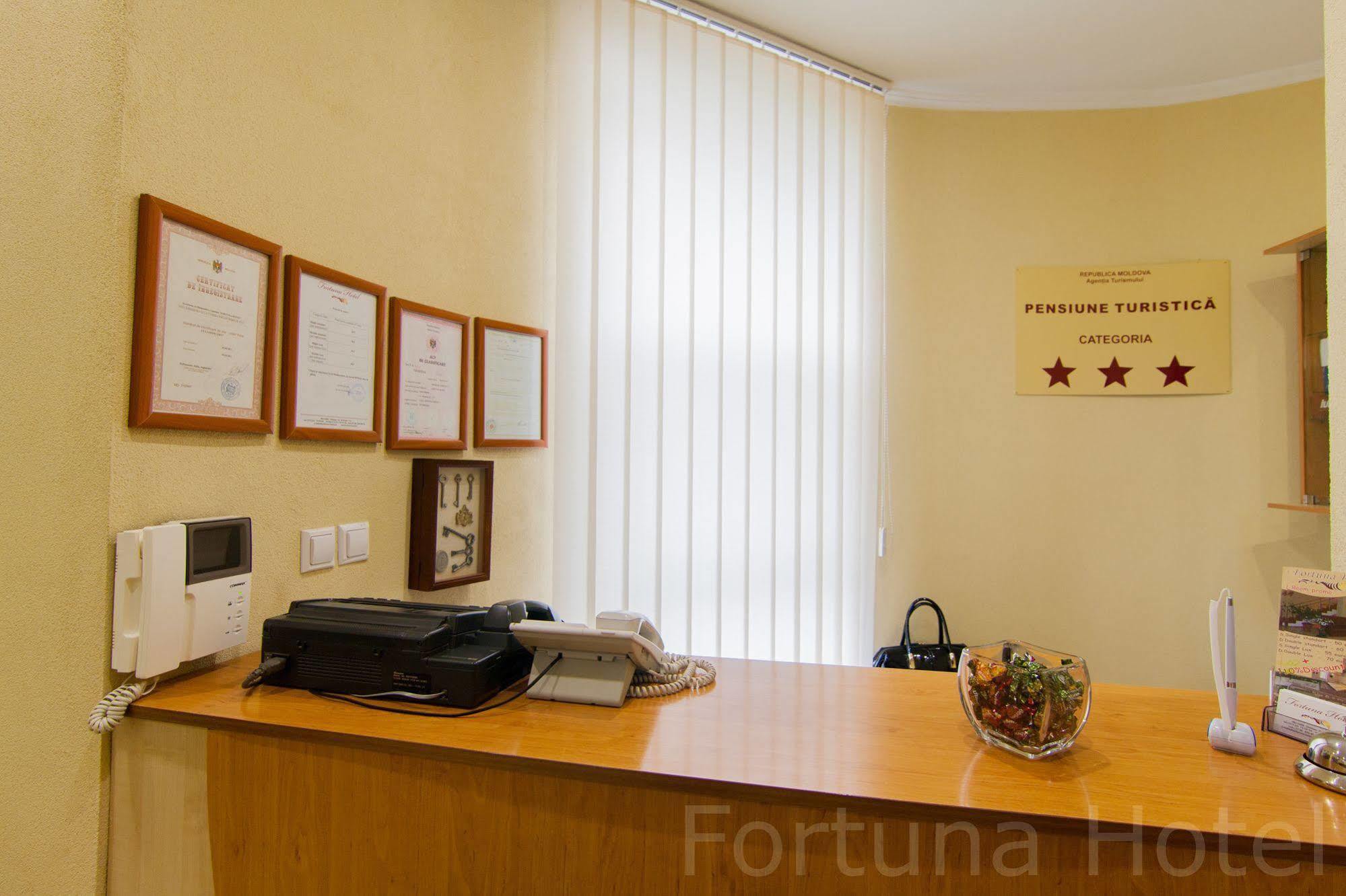 Fortuna Hotel Kiszyniów Zewnętrze zdjęcie